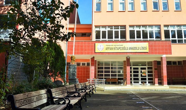 ‘de yer alan habere göre, Affan Kitapçıoğlu Anadolu Lisesi Trabzon’da 50. yılını kutlayacak.