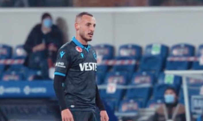 Trabzonspor’un genç futbolcusu Faruk Can Genç, ayrılığını duyurdu.